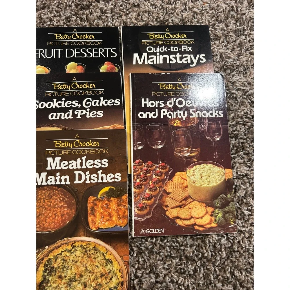 Betty Crocker Picture Cookbooks 8‎ Volume Set Vintage Recipes Kitchen
